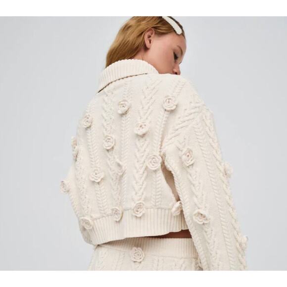 For Love & Lemons Martina Sweater | BNWT Cream Turtleneck | (Cropped Fit) - Picture 4 of 11